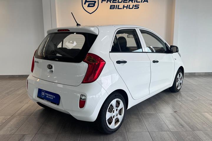 Hvid Kia Picanto fra 2014