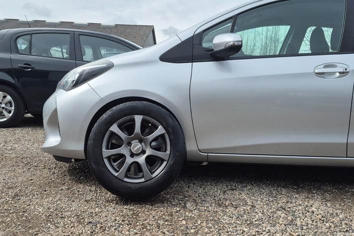 undefined Toyota Yaris fra 2014