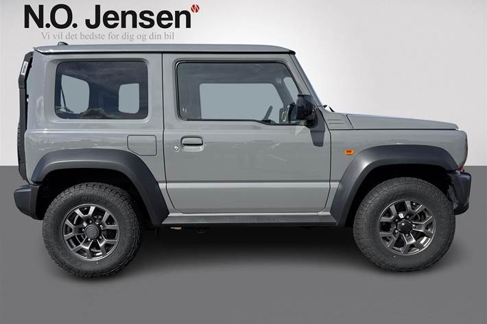 Grå Suzuki Jimny fra 2020