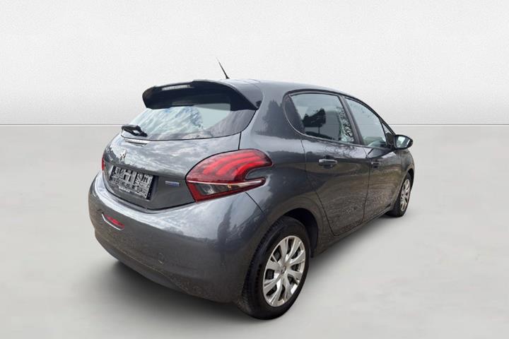 Grøn Peugeot 208 fra 2016