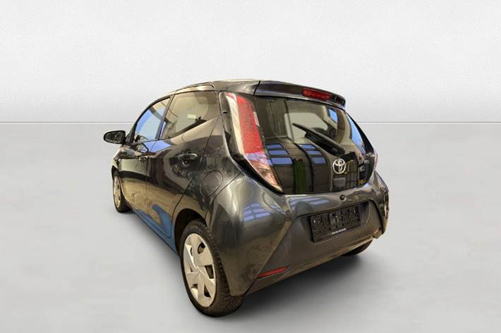 undefined Toyota Aygo fra 2015