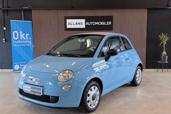 Blå Fiat 500C fra 2011