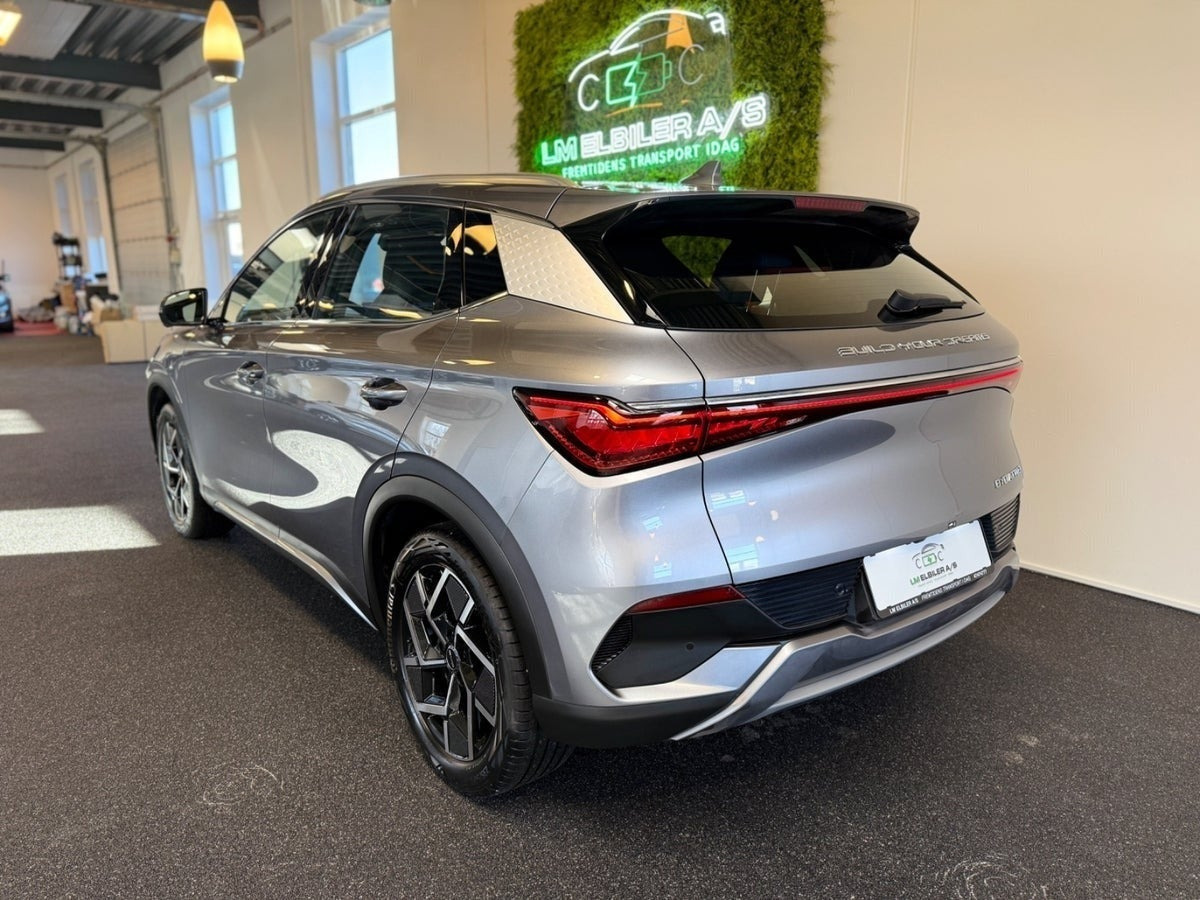 Grå BYD Atto 3 fra 2023