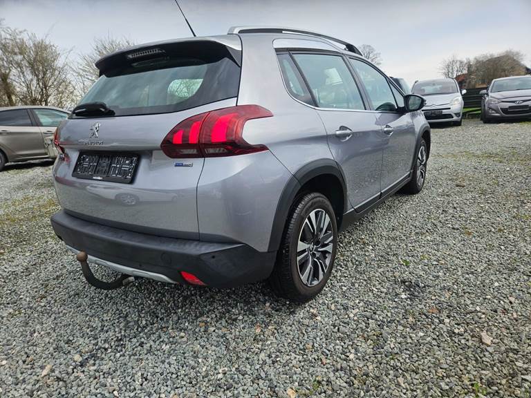 Peugeot 2008 1,2 VTi 82 Allure