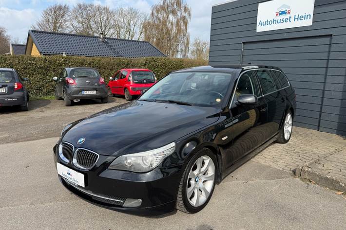 Sort BMW 525i fra 2007