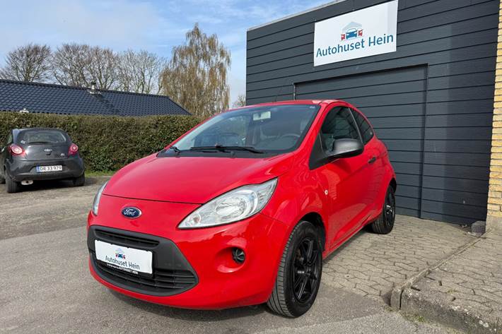 Rød Ford Ka fra 2014