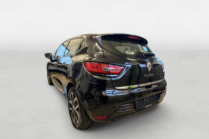 Grøn Renault Clio IV fra 2016