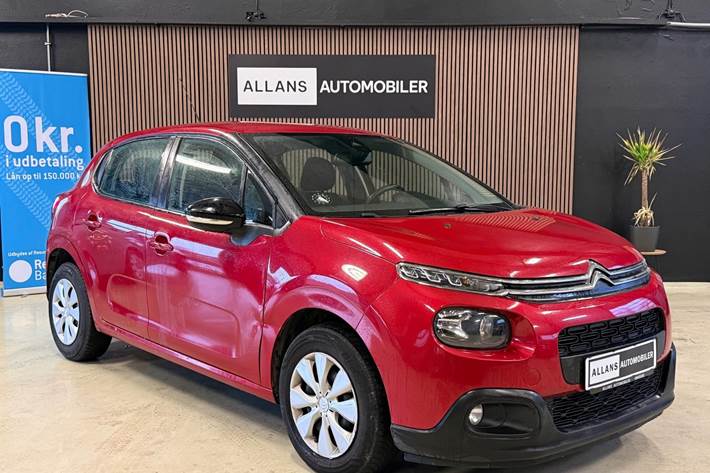 Rød Citroën C3 fra 2017