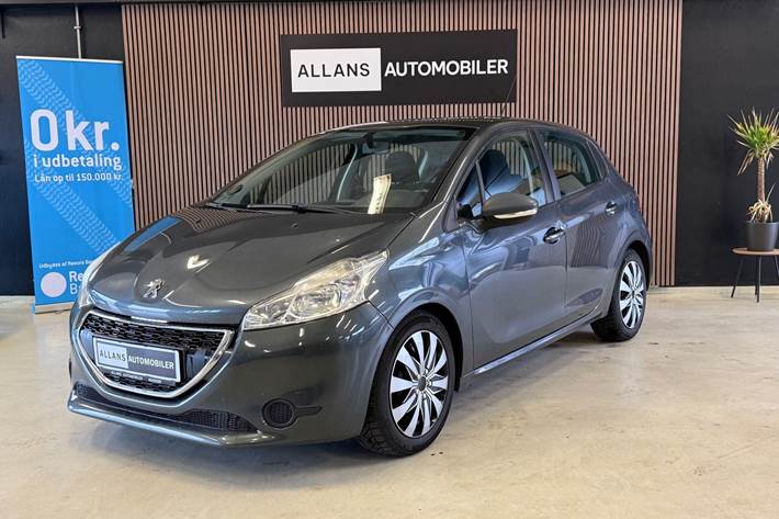 Grå Peugeot 208 fra 2012
