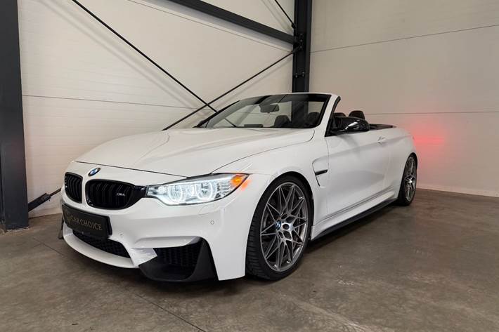 Hvid BMW M4 fra 2017 set udefra