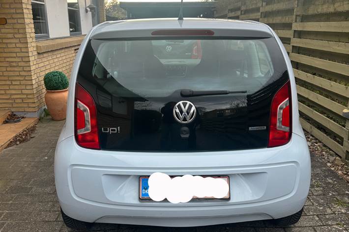 Blå VW UP! fra 2012