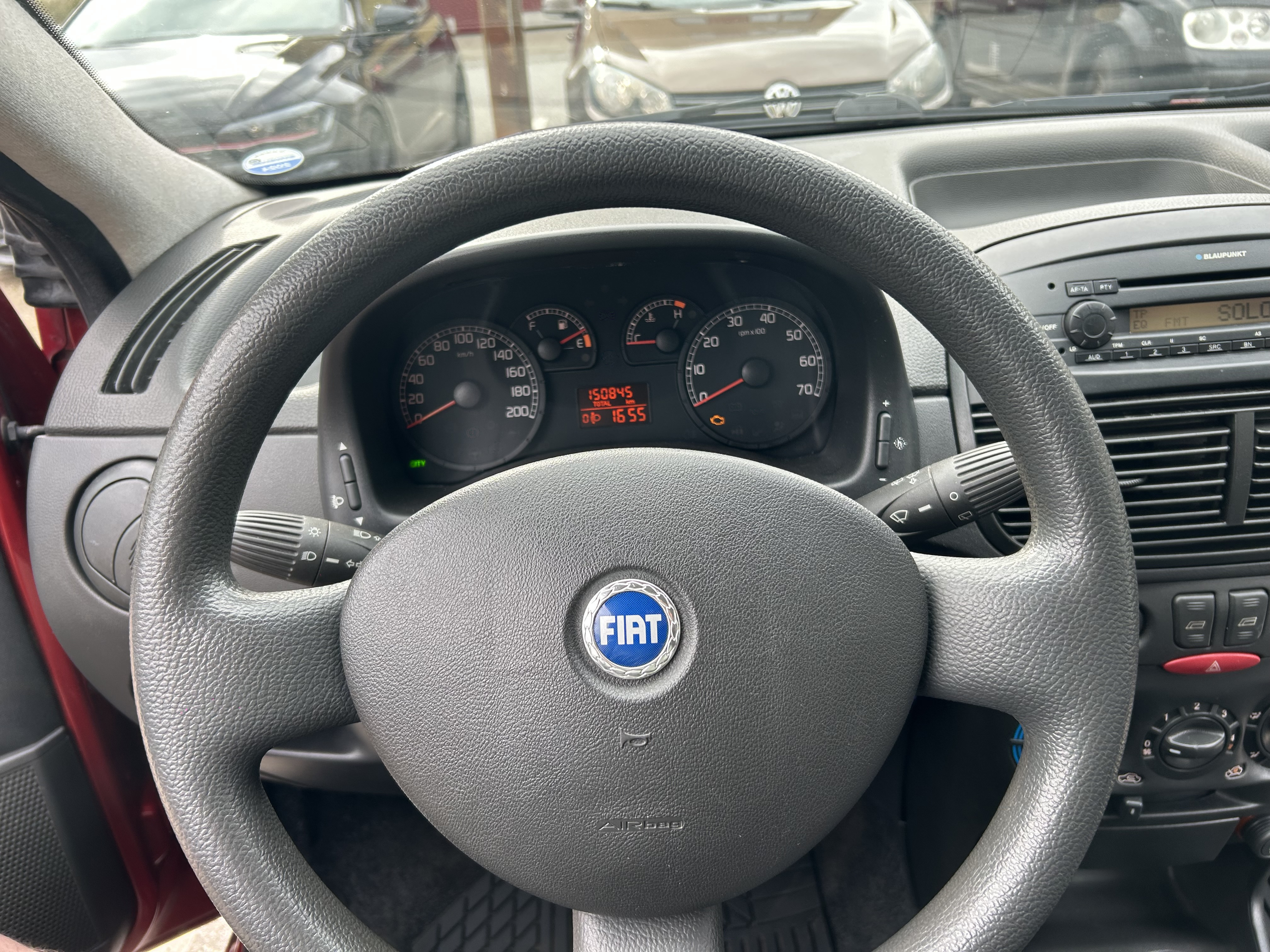 Grå Fiat Punto fra 2007