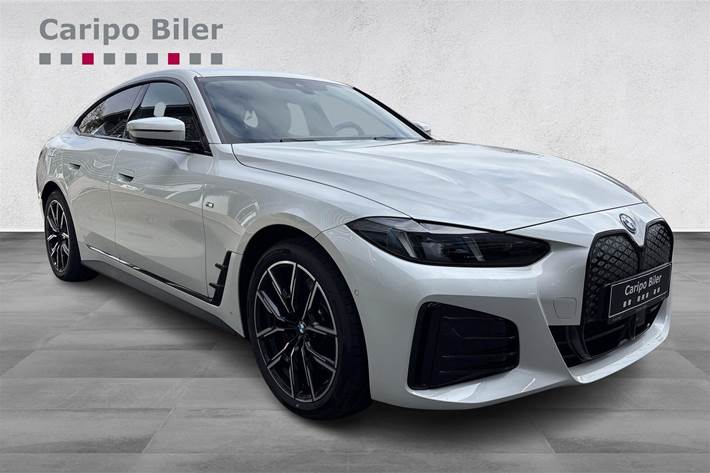 Hvid BMW i4 fra 2025 set udefra