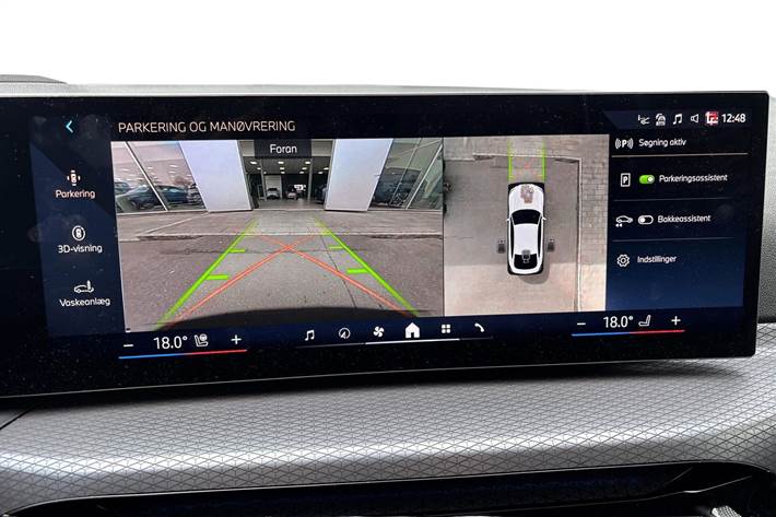 Hvid BMW i4 fra 2025