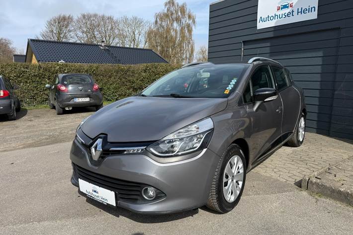 Grå Renault Clio IV fra 2014