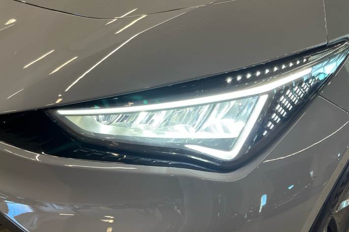 Grå Cupra Born fra 2023