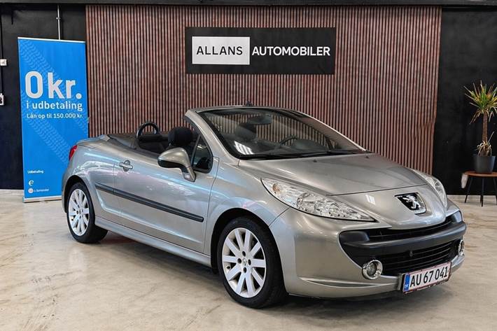 Sølv Peugeot 207 fra 2007