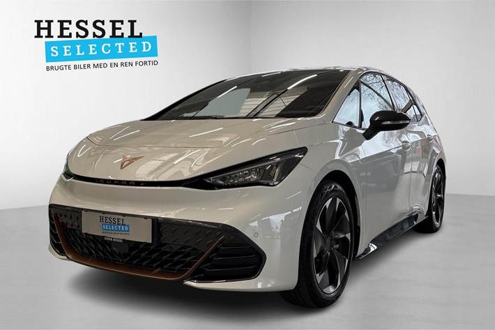 Hvid Cupra Born fra 2024 set udefra