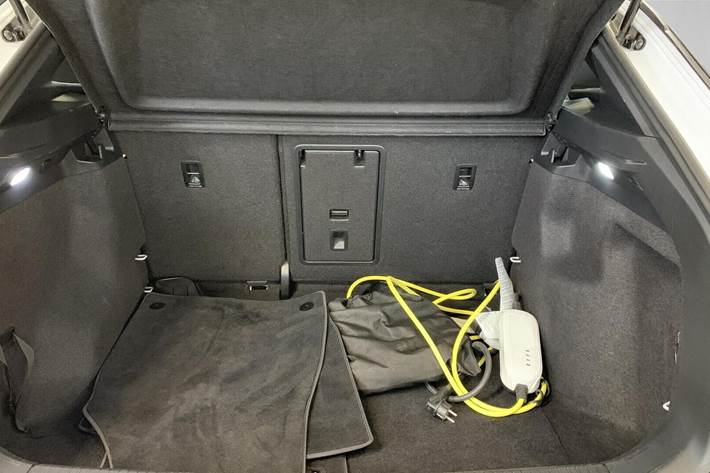 Grå VW ID.4 fra 2022