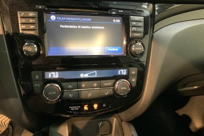 Brun Nissan Qashqai fra 2017