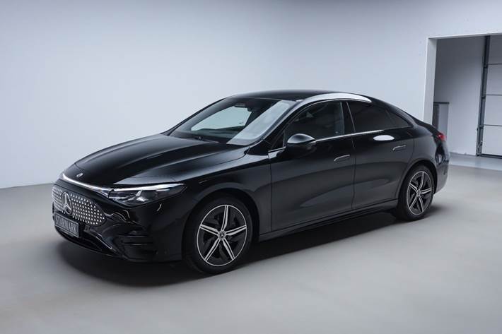 Sort Mercedes CLA250+ fra 2025