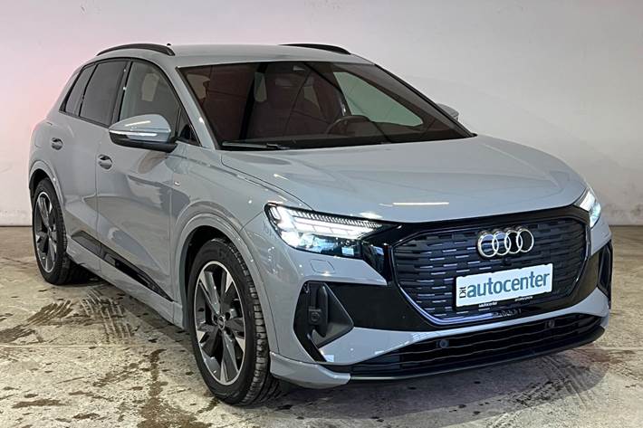 Grå Audi Q4 e-tron fra 2022