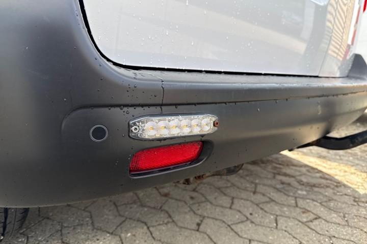 Hvid Toyota ProAce fra 2023