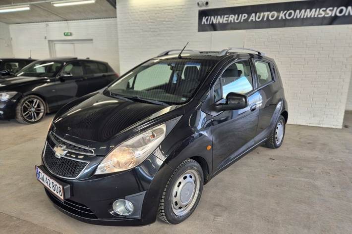Sort Chevrolet Spark fra 2012