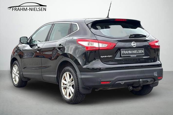 Sort Nissan Qashqai fra 2017