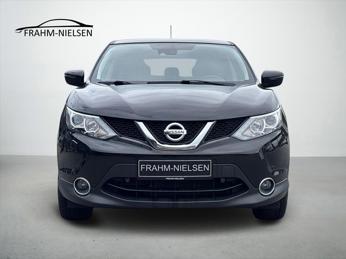 Sort Nissan Qashqai fra 2017