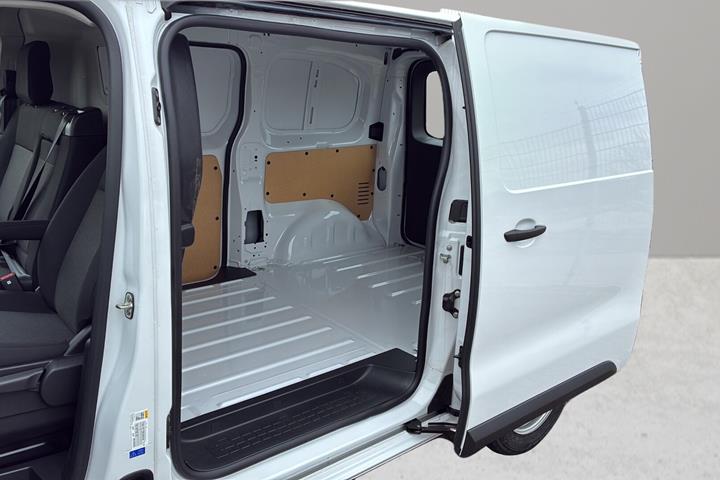 Hvid Peugeot Expert fra 2026