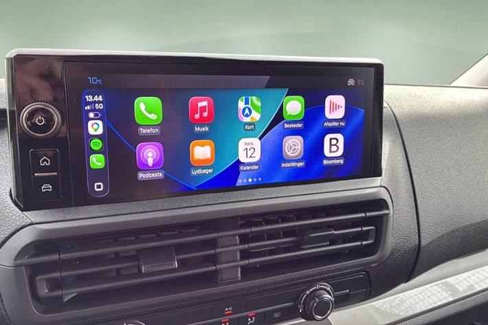 Hvid Peugeot Expert fra 2026