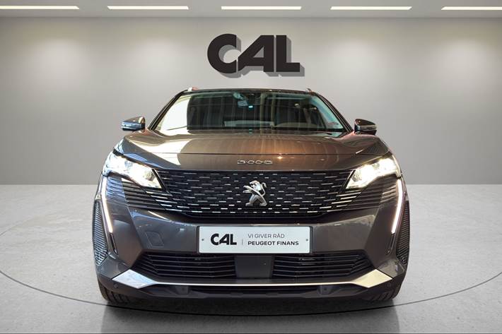 Grå Peugeot 3008 fra 2021
