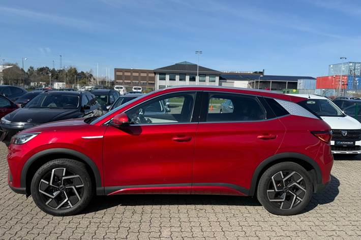 Rød BYD Atto 3 fra 2023