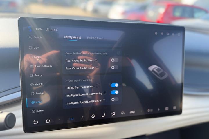 Rød BYD Atto 3 fra 2023