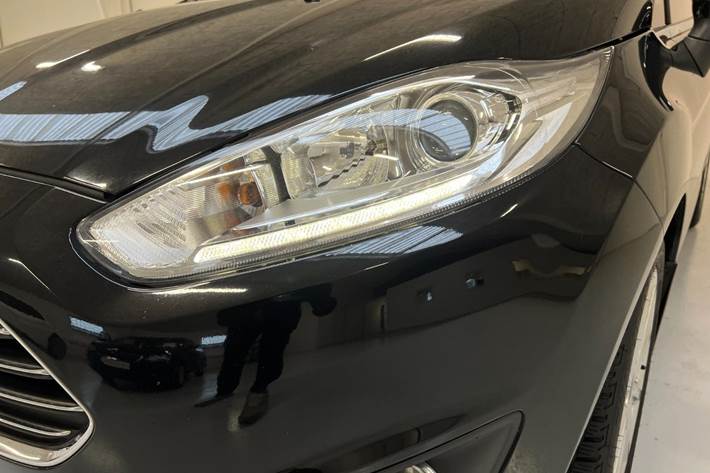 Sort Ford Fiesta fra 2016