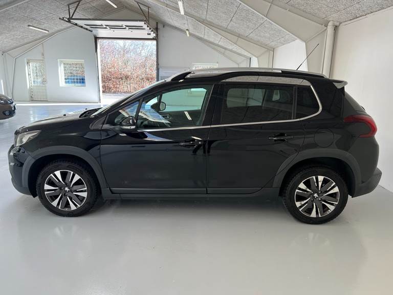 Peugeot 2008 1,6 BlueHDi 100 Allure Sky