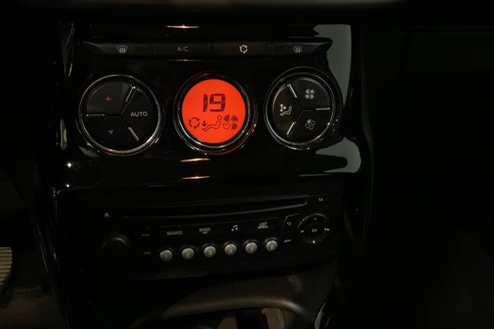 Sølv Citroën C3 fra 2016