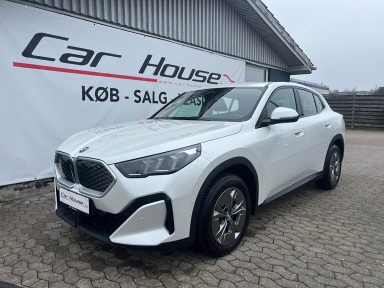 BMW iX2 eDrive20 M-Sport Premium