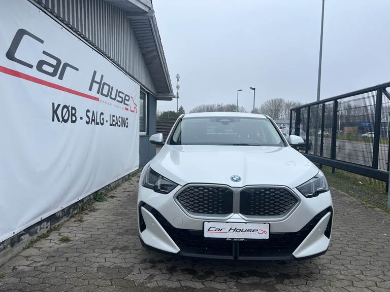 BMW iX2 eDrive20 M-Sport Premium