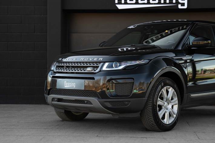 Sort Land Rover Range Rover evoque fra 2018