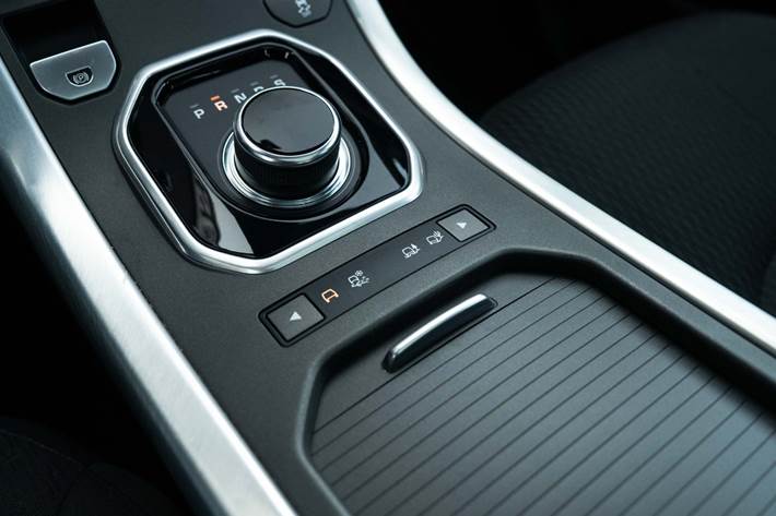 Sort Land Rover Range Rover evoque fra 2018