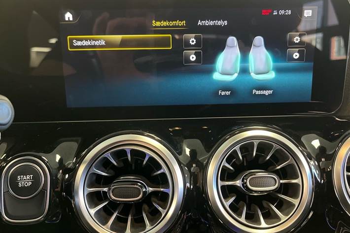 Sort Mercedes EQA250 fra 2022