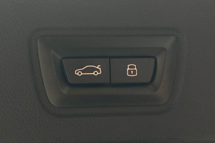 Grå BMW i4 fra 2023