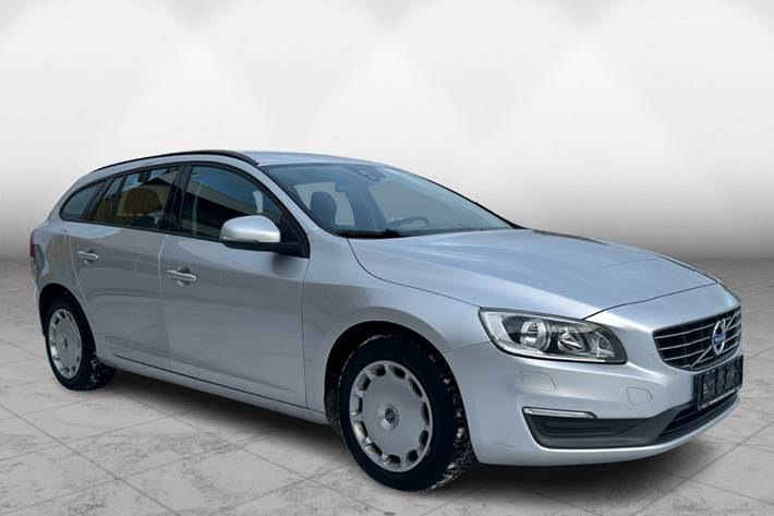 Sølv Volvo V60 fra 2015