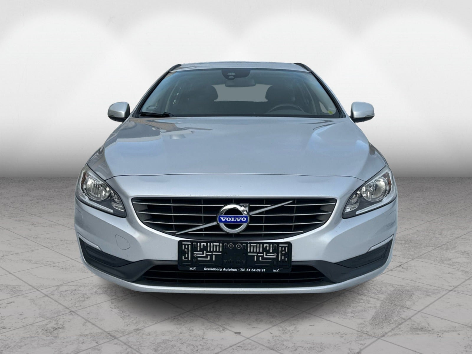 Sølv Volvo V60 fra 2015
