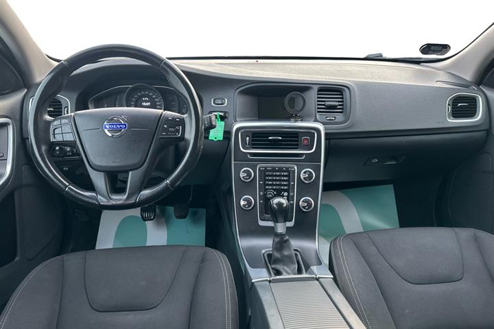 Sølv Volvo V60 fra 2015