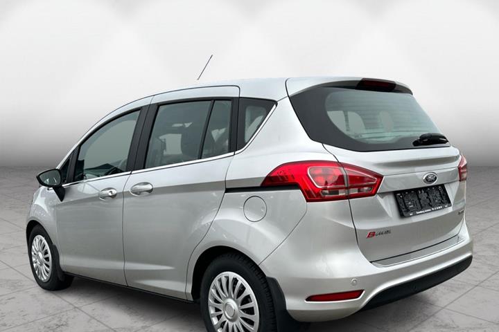 Sølv Ford B-MAX fra 2013