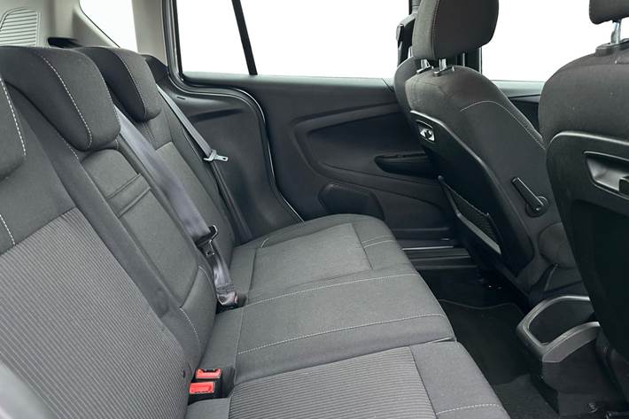 Sølv Ford B-MAX fra 2013