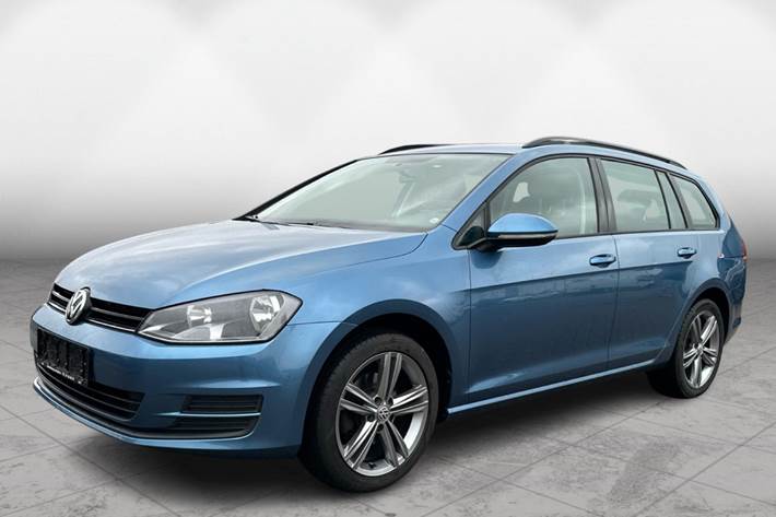 Blå VW Golf VII fra 2014